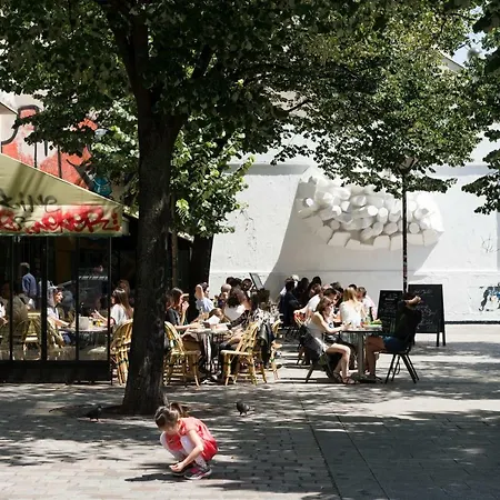 Apartment Rue Jean-pierre Timbaud By Onefinestay