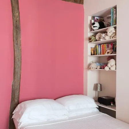 Rue Jean-pierre Timbaud By Onefinestay